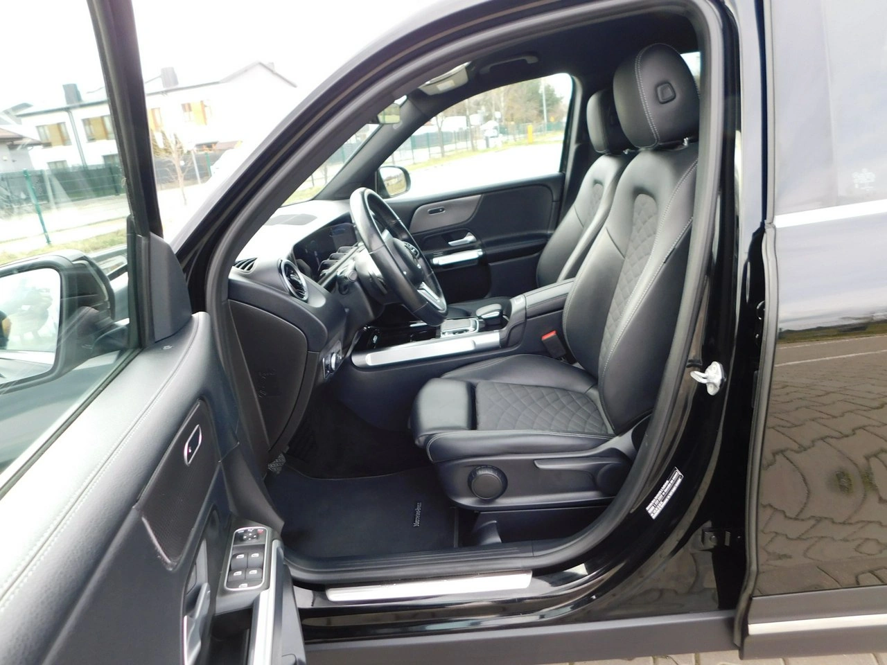 Mercedes GLB - Zdjęcie 8