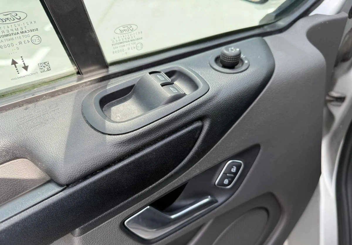 Ford Transit Custom - Zdjęcie 22