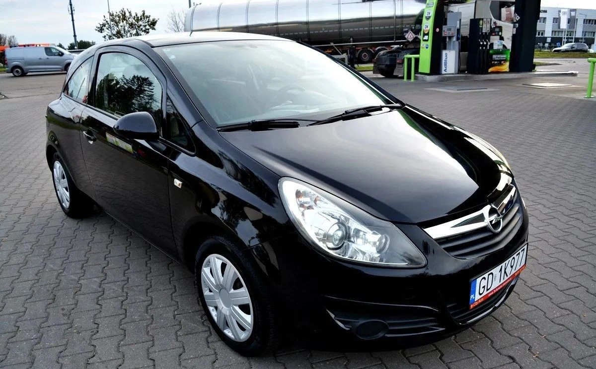 Opel Corsa - Zdjęcie 2