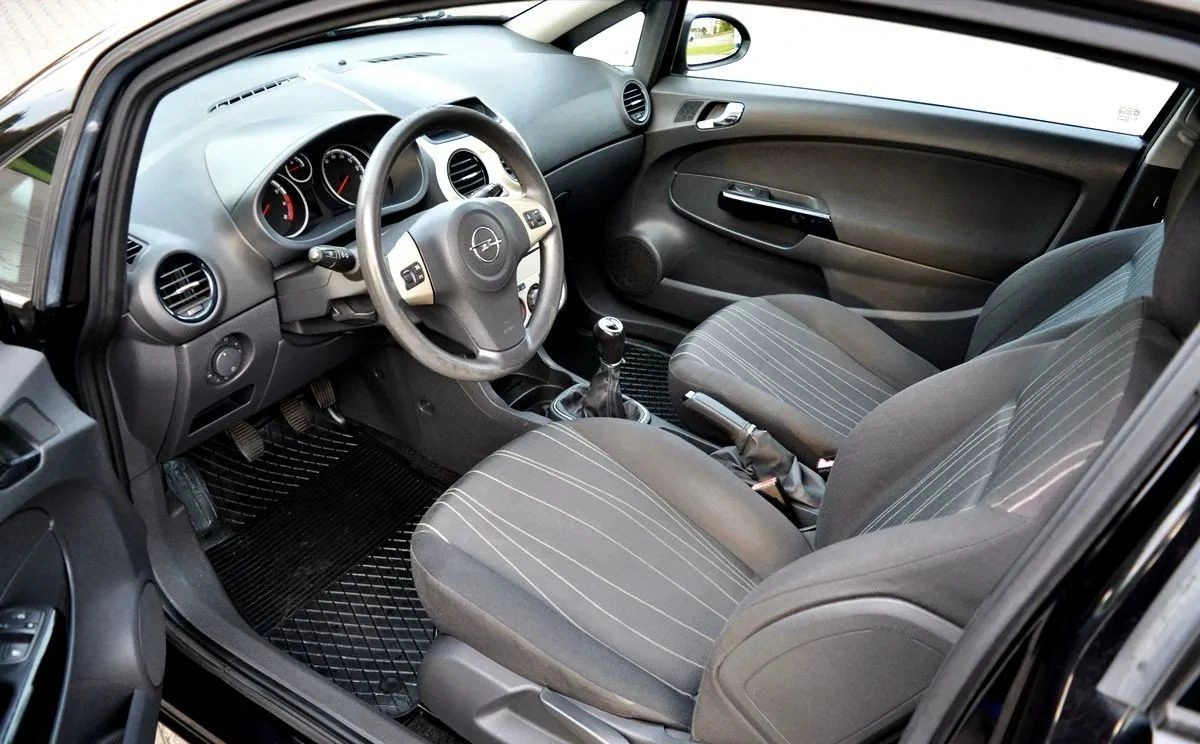 Opel Corsa - Zdjęcie 5