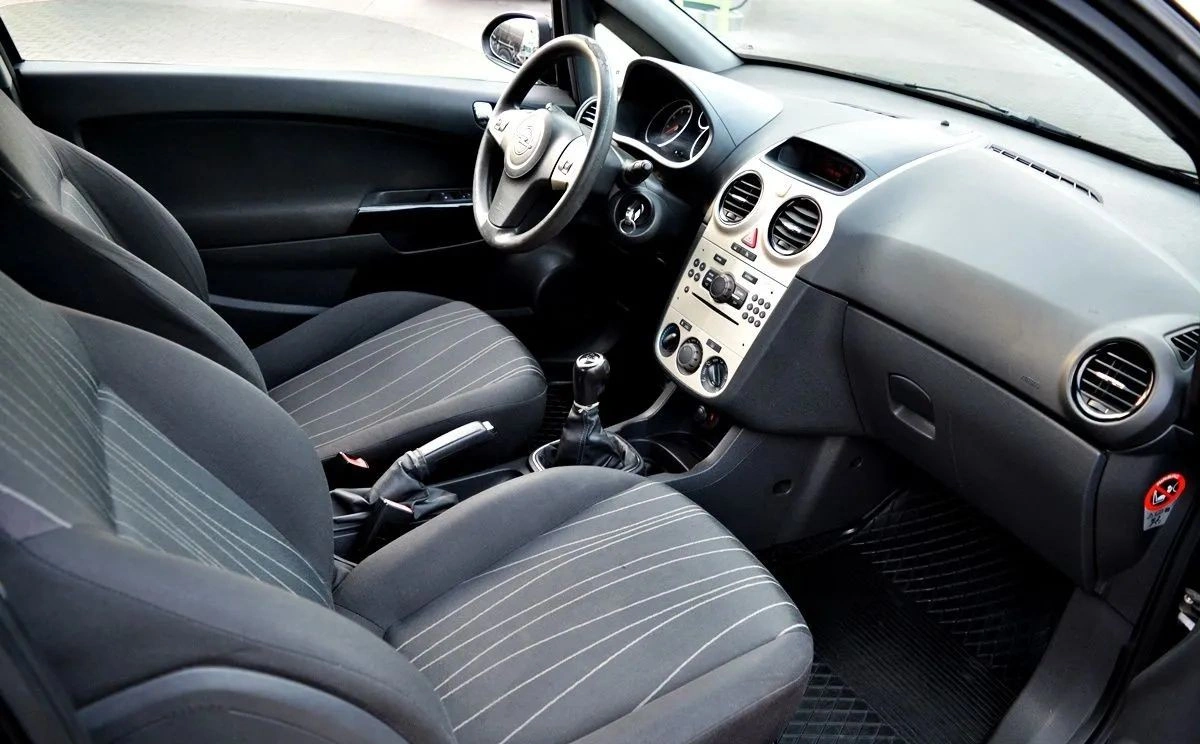 Opel Corsa - Zdjęcie 6