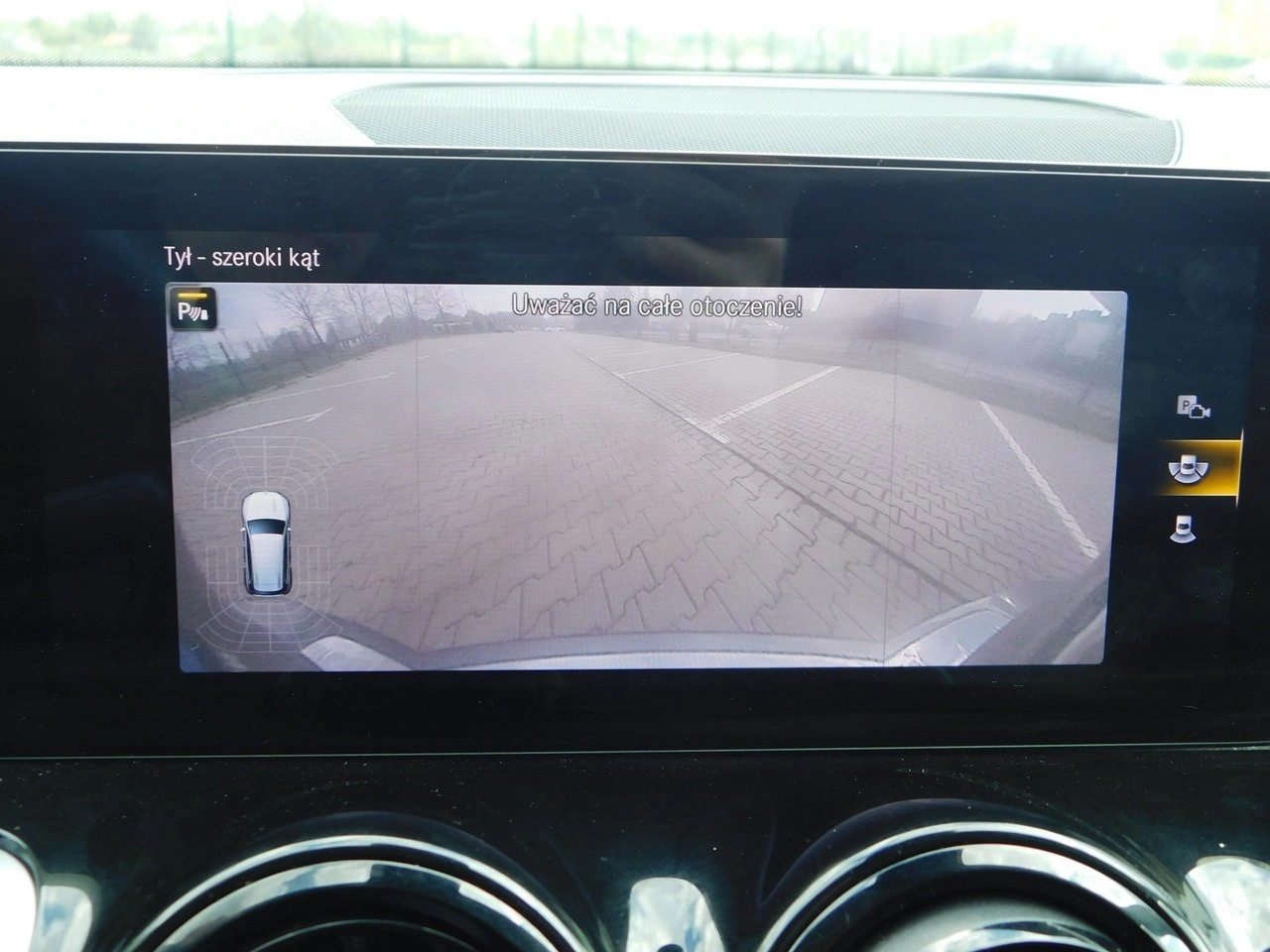 Mercedes GLB - Zdjęcie 9