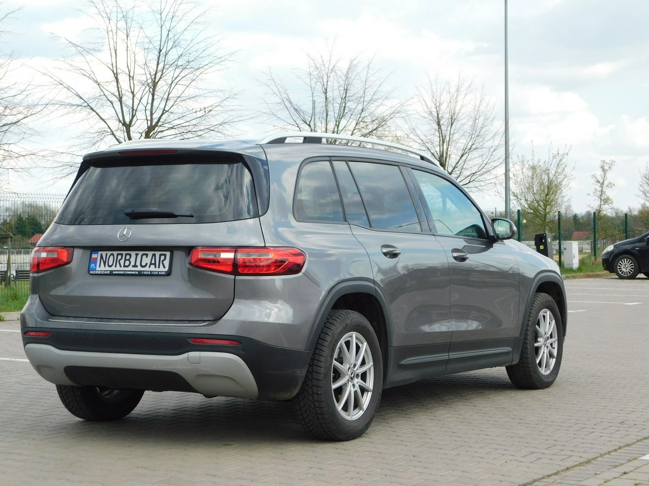 Mercedes GLB - Zdjęcie 4