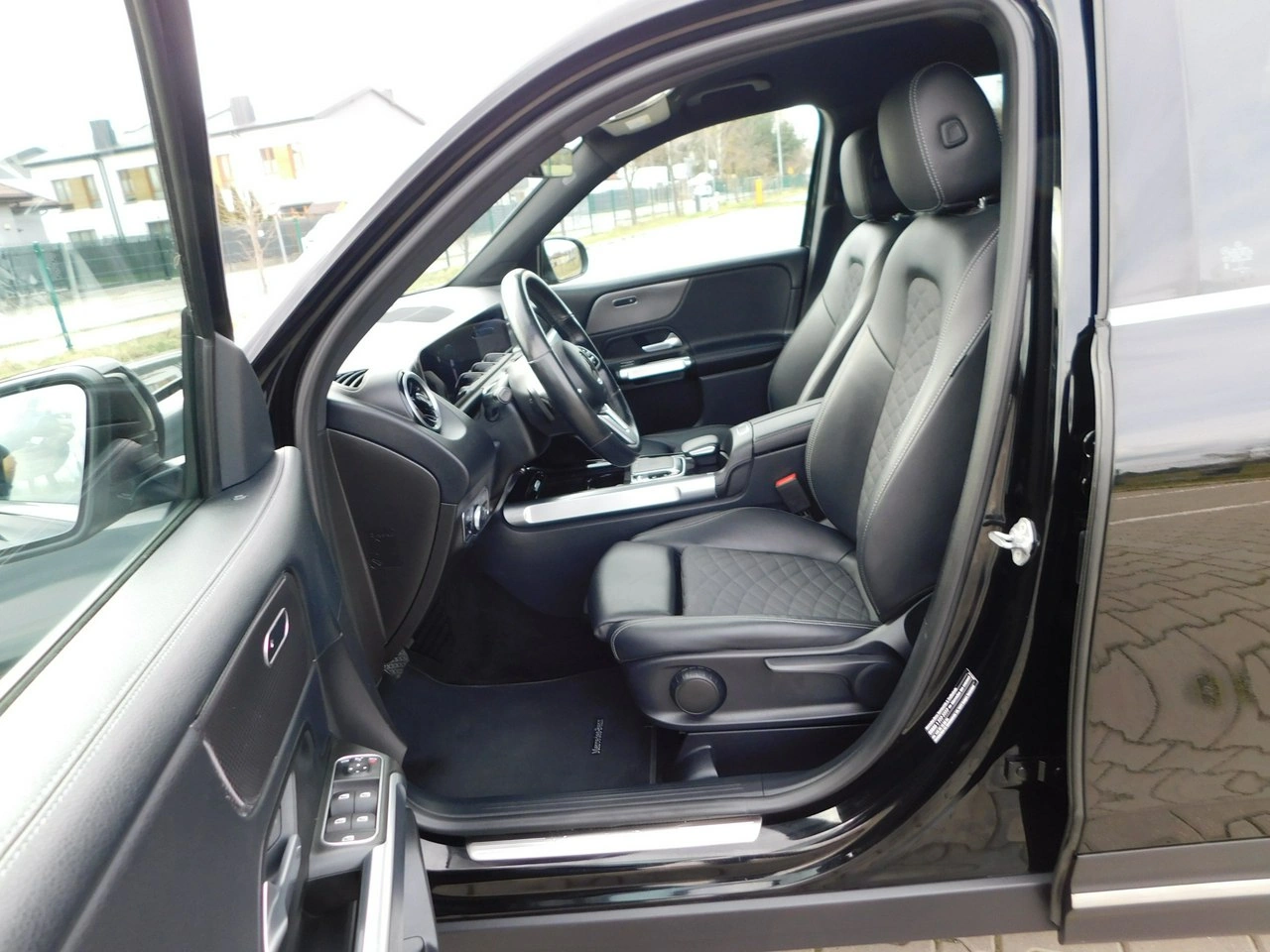 Mercedes GLB - Zdjęcie 7