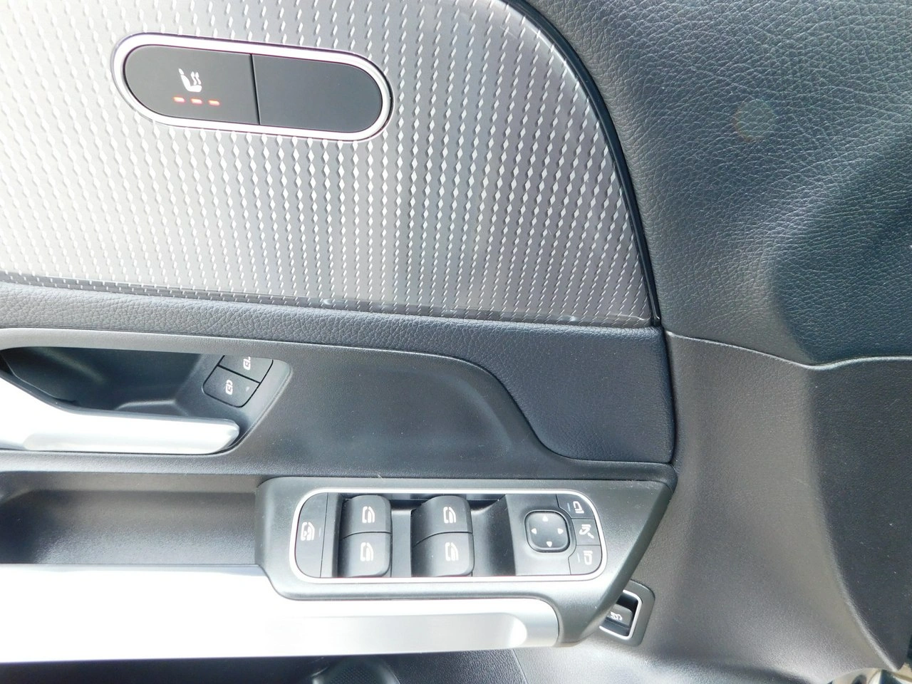 Mercedes GLB - Zdjęcie 8