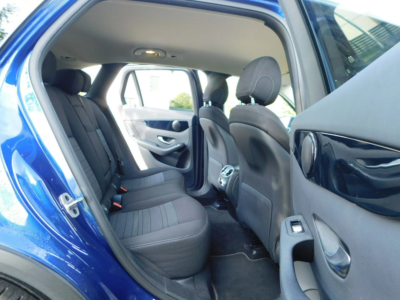 Mercedes GLC 200 - Zdjęcie 9