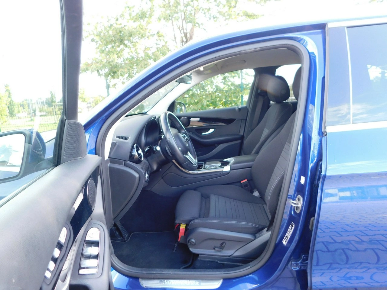 Mercedes GLC 200 - Zdjęcie 14