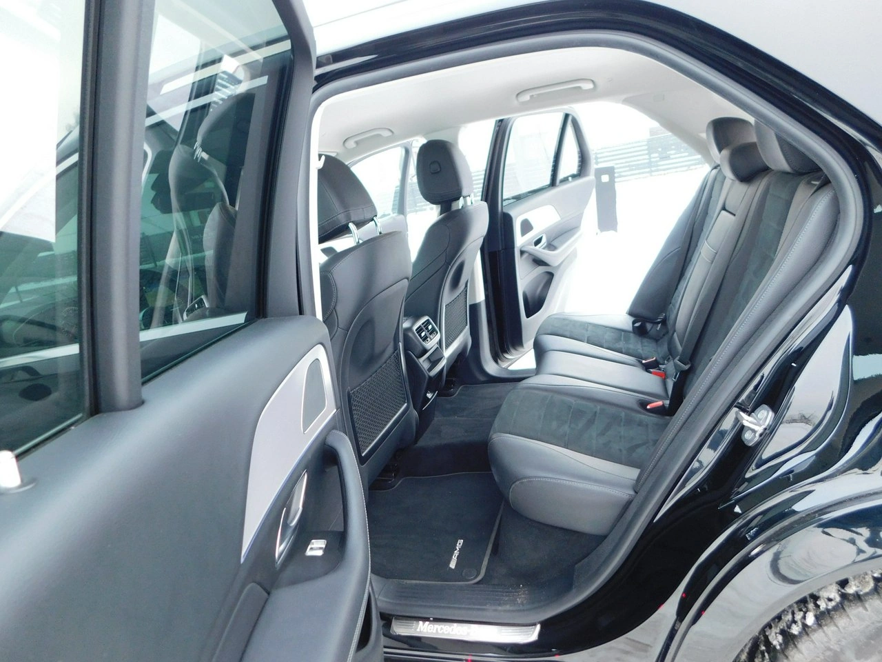 Mercedes GLE 350 de - Zdjęcie 13