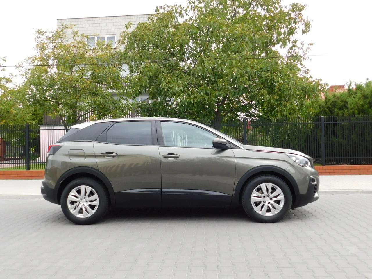 Peugeot 3008 - Zdjęcie 23