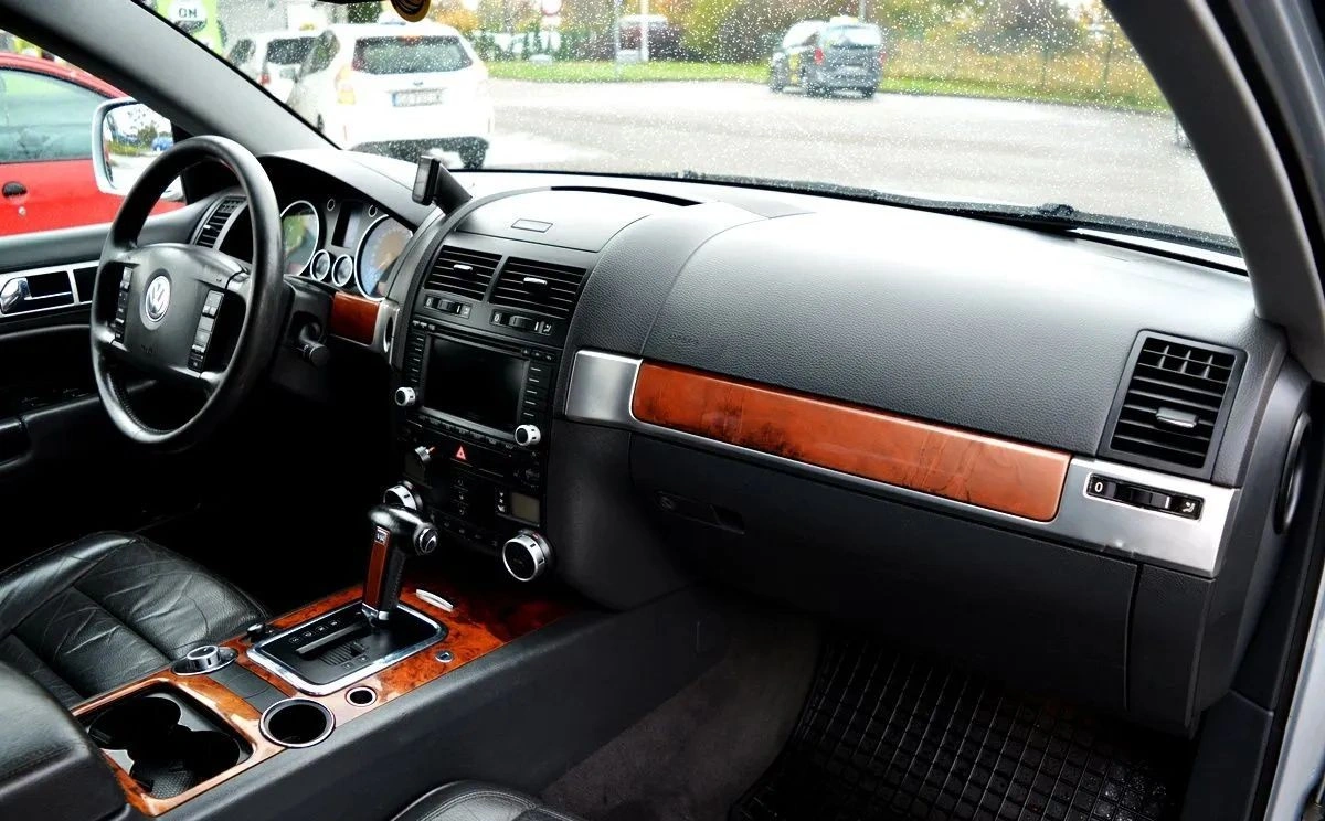 Volkswagen Touareg - Zdjęcie 16
