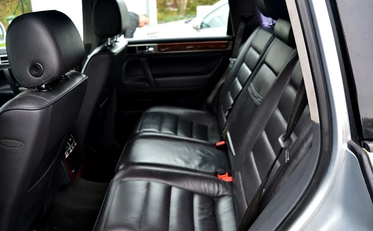 Volkswagen Touareg - Zdjęcie 18