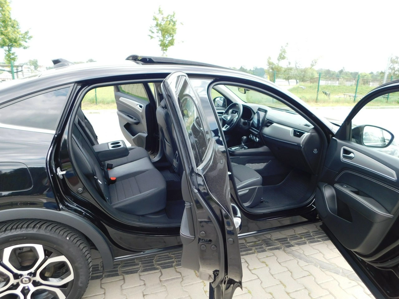 Renault Arkana - Zdjęcie 10