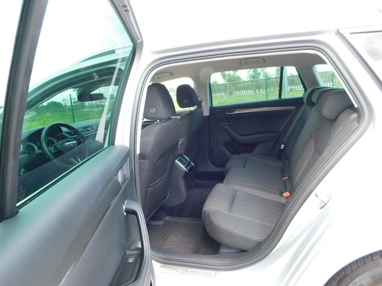 Skoda Superb - Zdjęcie 10