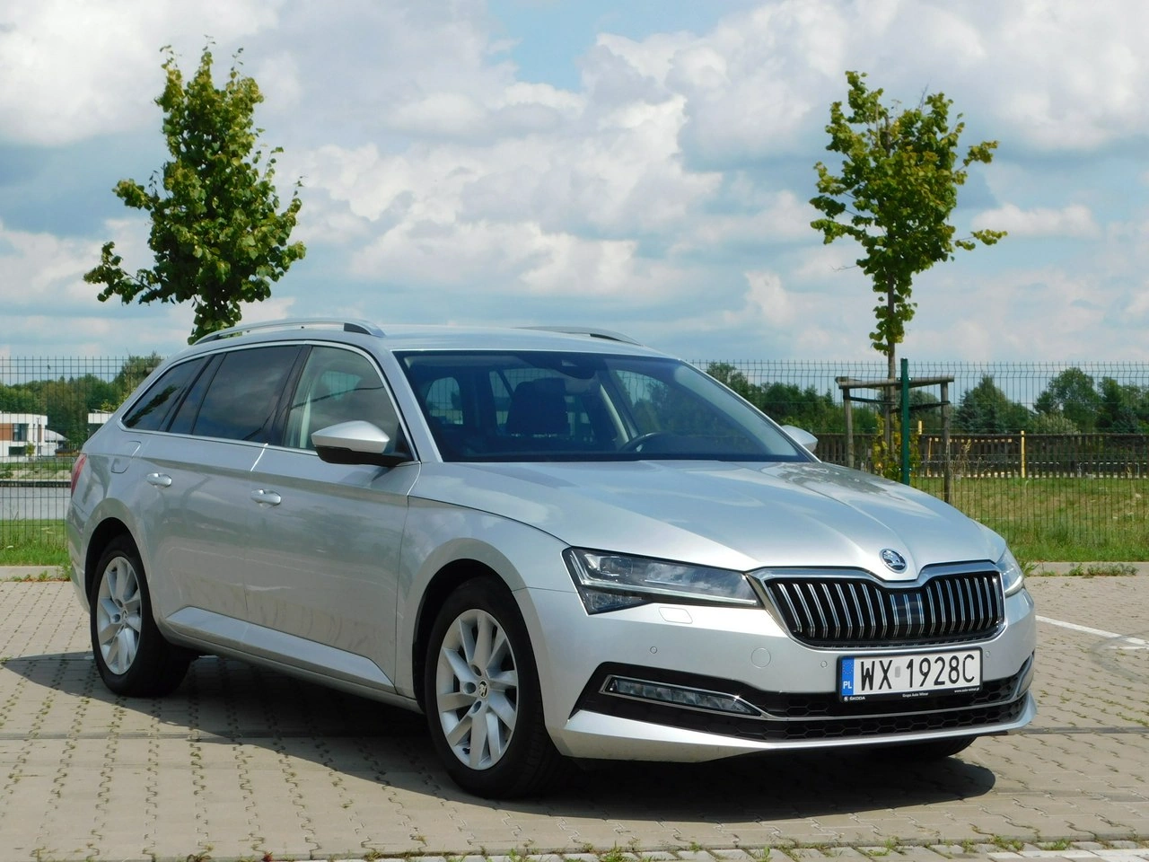 Skoda Superb - Zdjęcie 2
