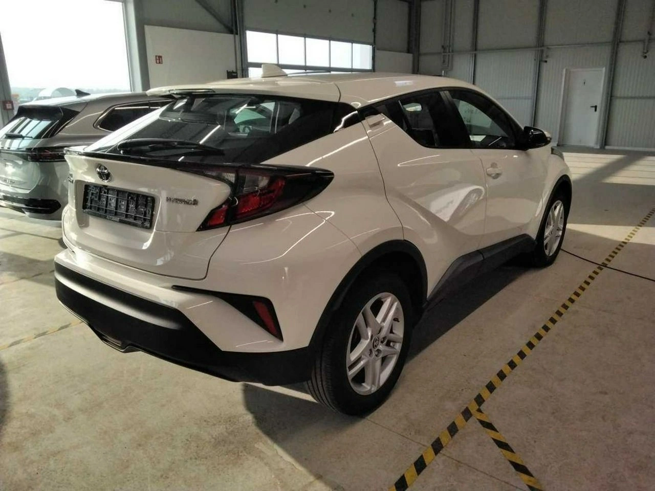 Toyota C-HR - Zdjęcie 2