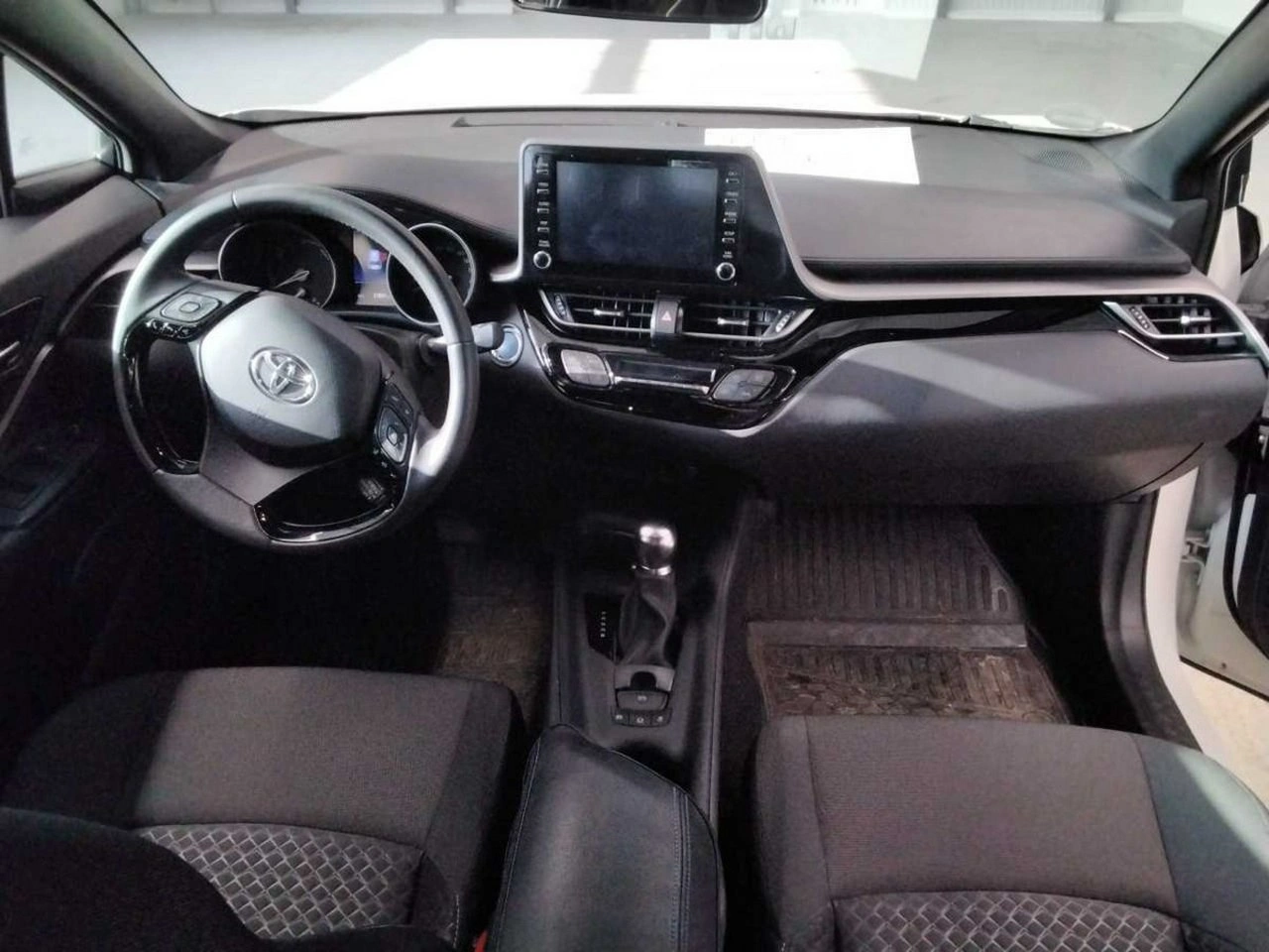 Toyota C-HR - Zdjęcie 4