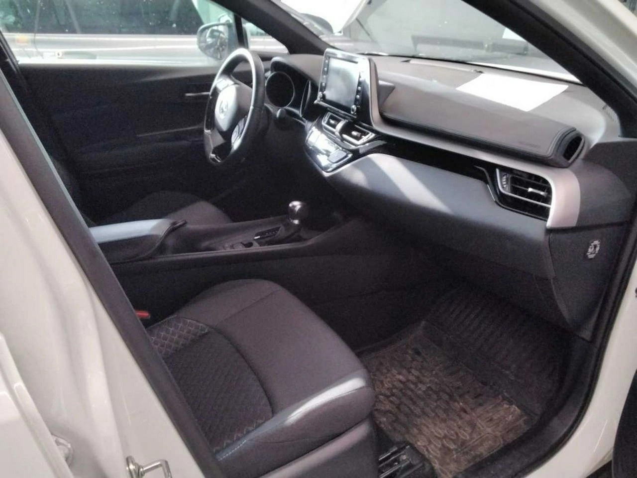 Toyota C-HR - Zdjęcie 5