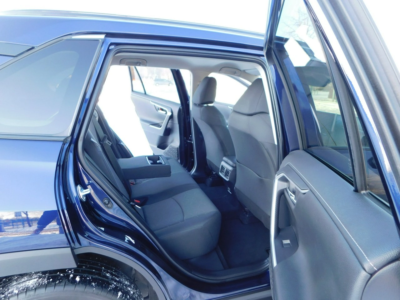 Toyota RAV-4 - Zdjęcie 9