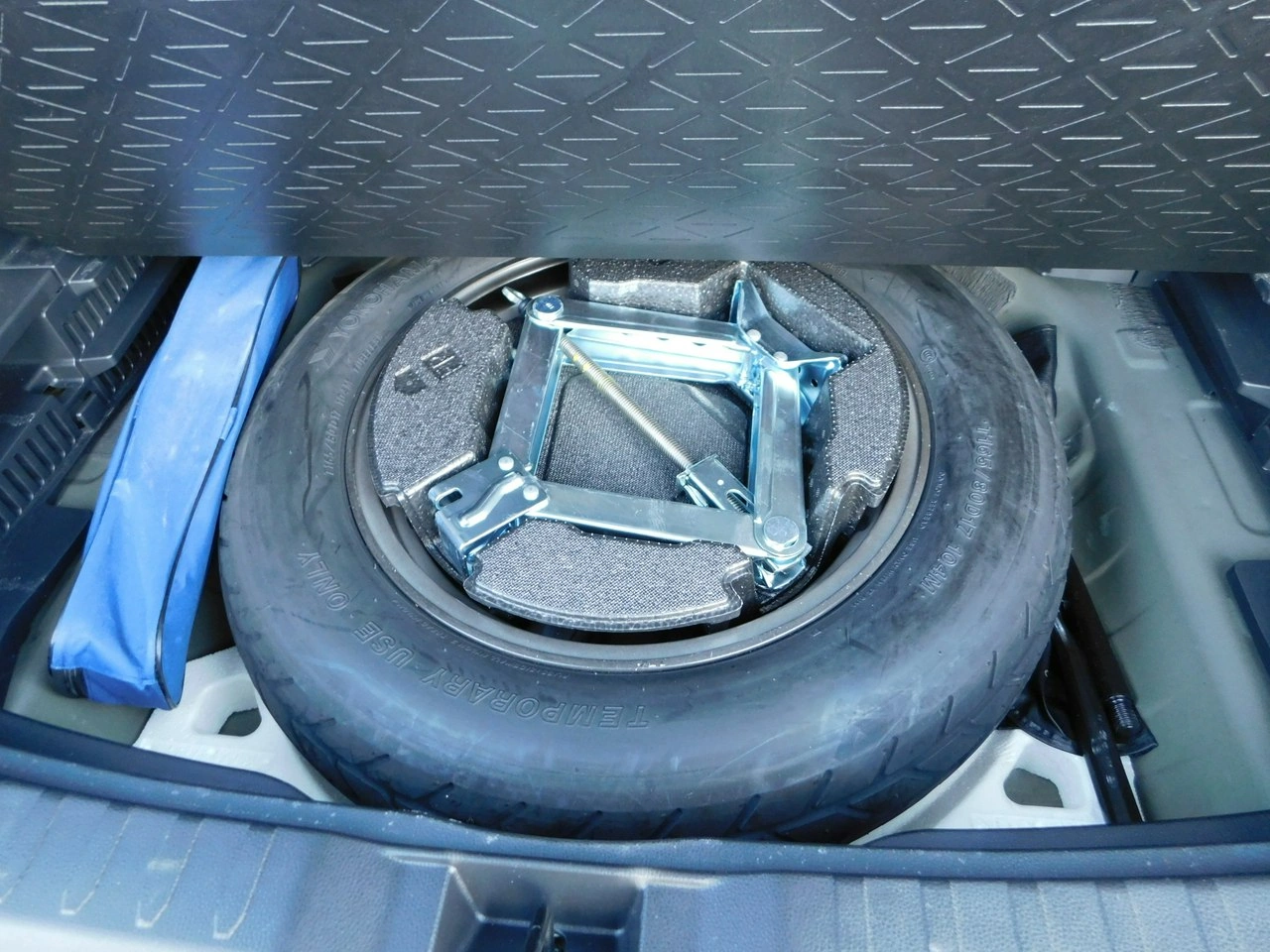 Toyota RAV-4 - Zdjęcie 17