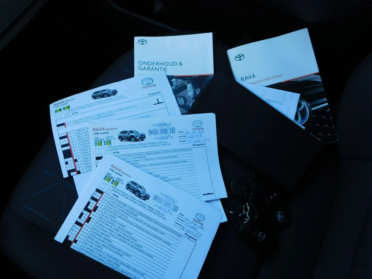 Toyota RAV-4 - Zdjęcie 19