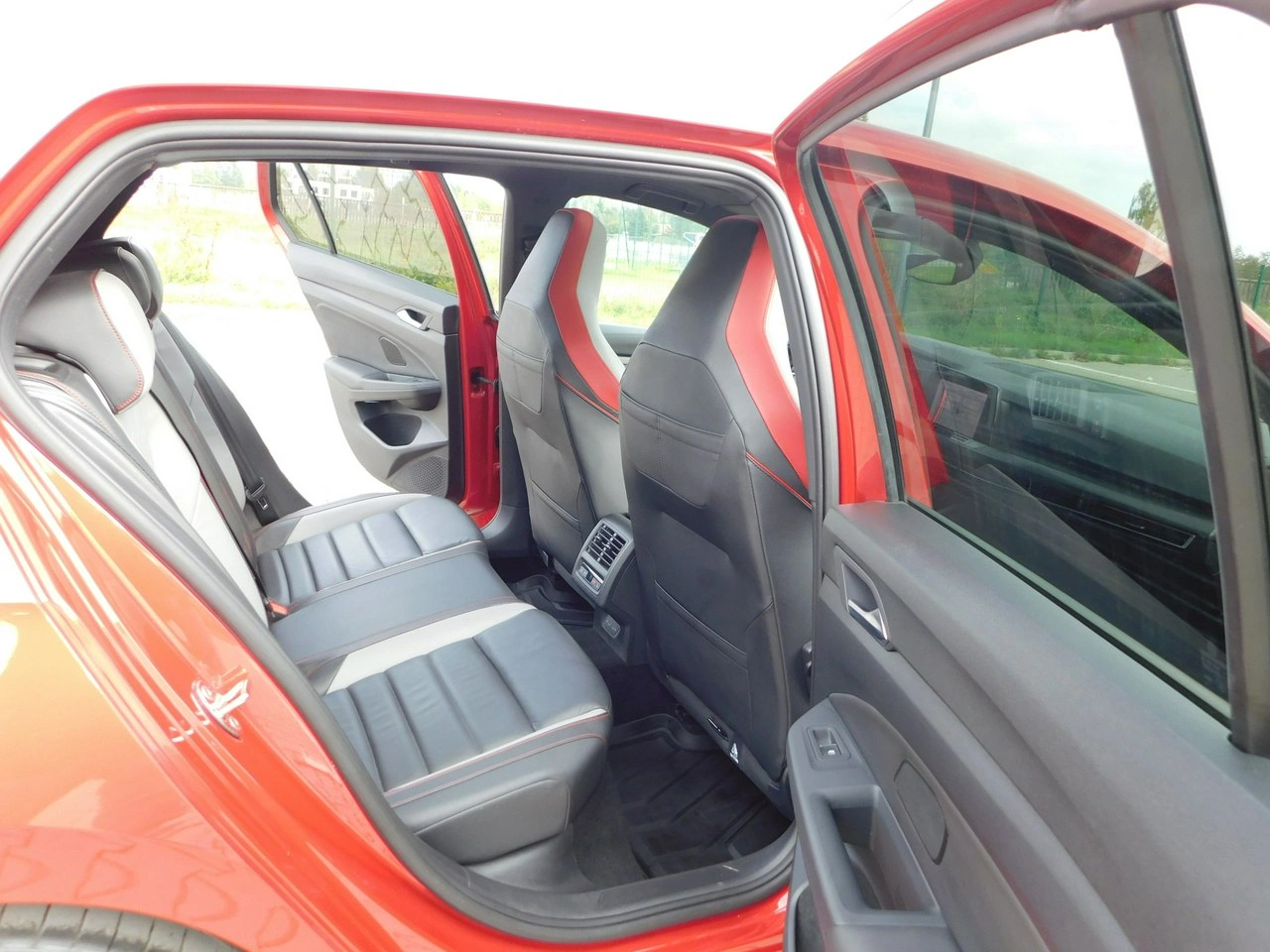 Volkswagen Golf - Zdjęcie 9