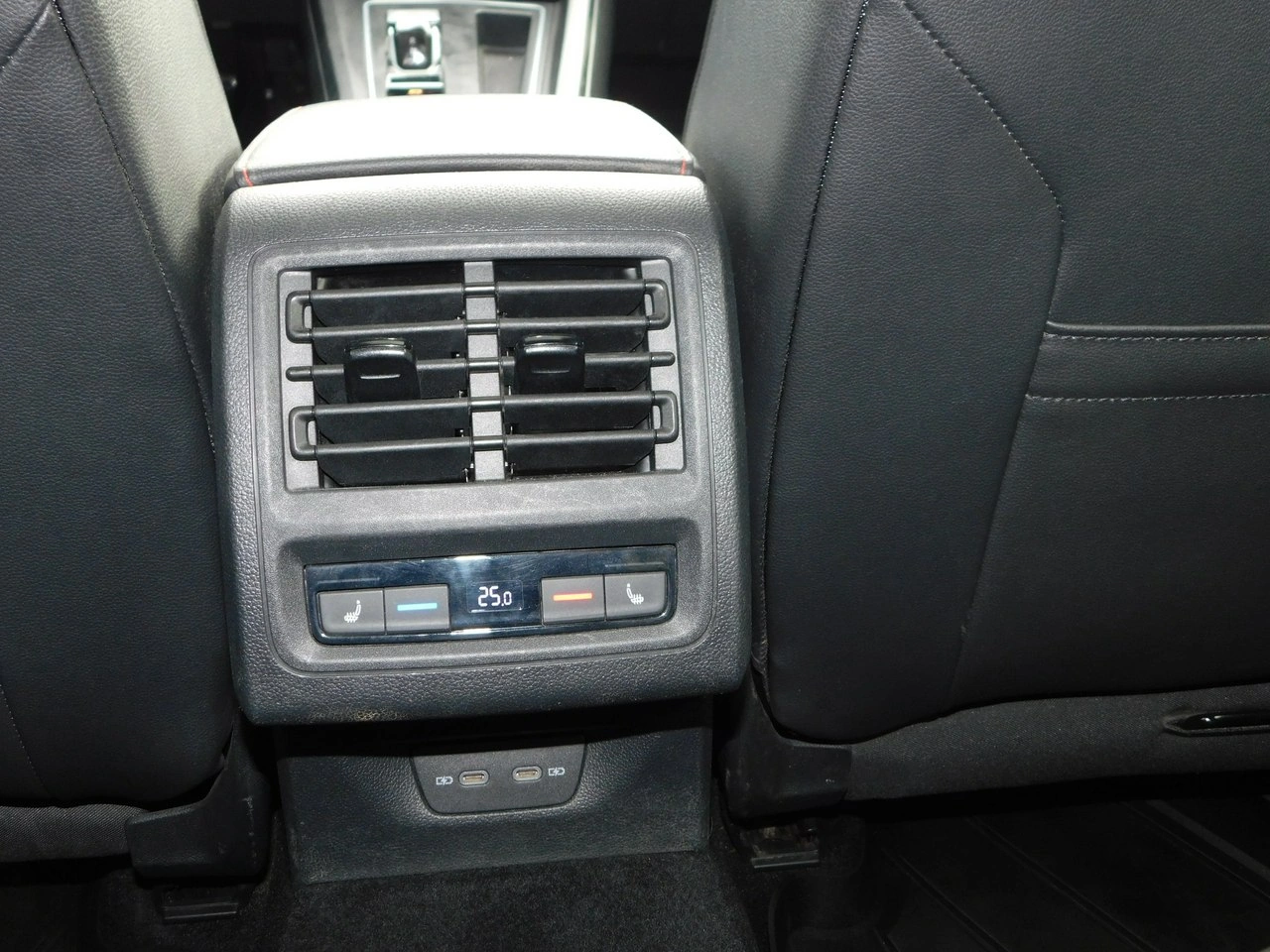 Volkswagen Golf - Zdjęcie 10