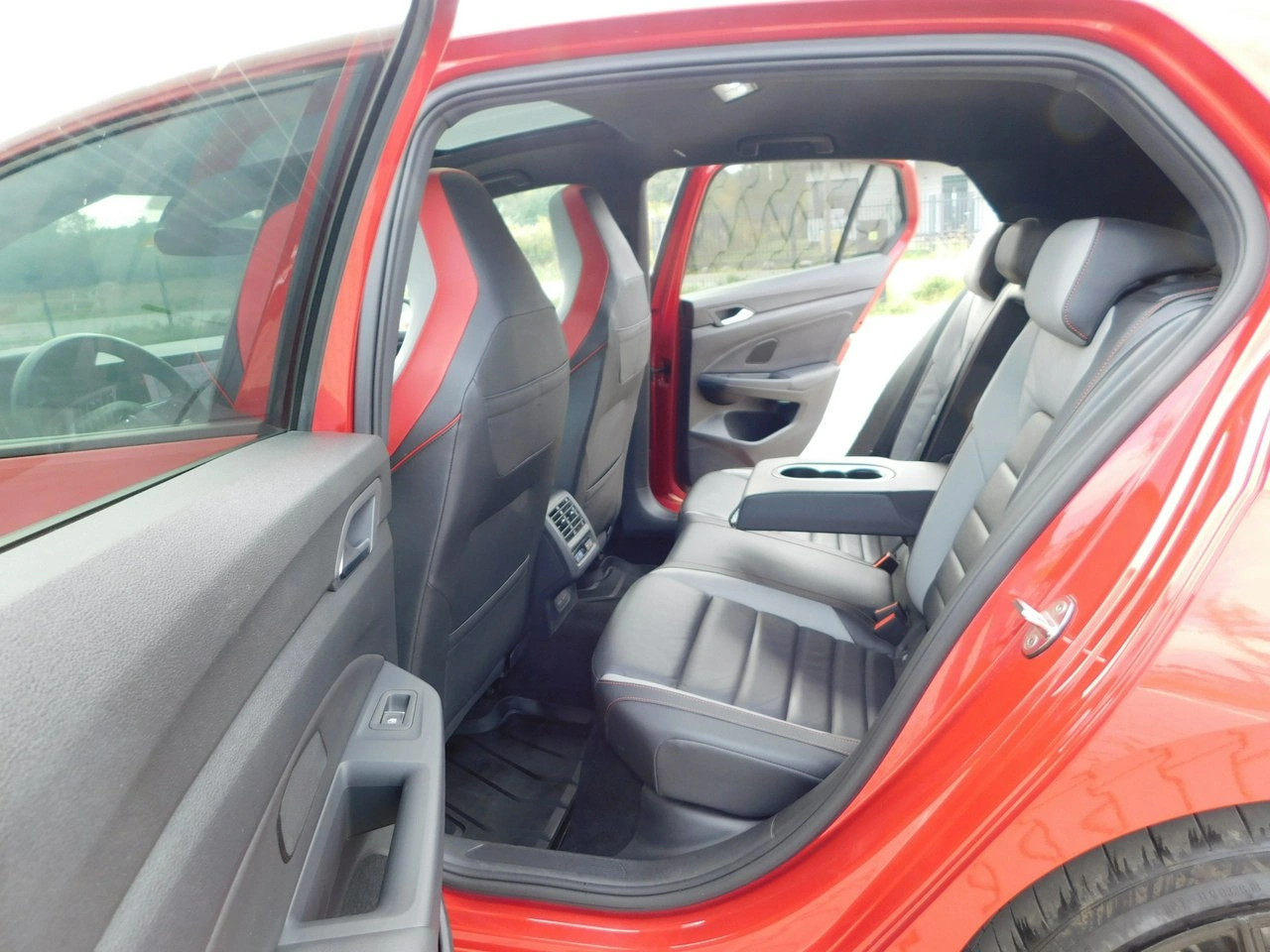 Volkswagen Golf - Zdjęcie 11