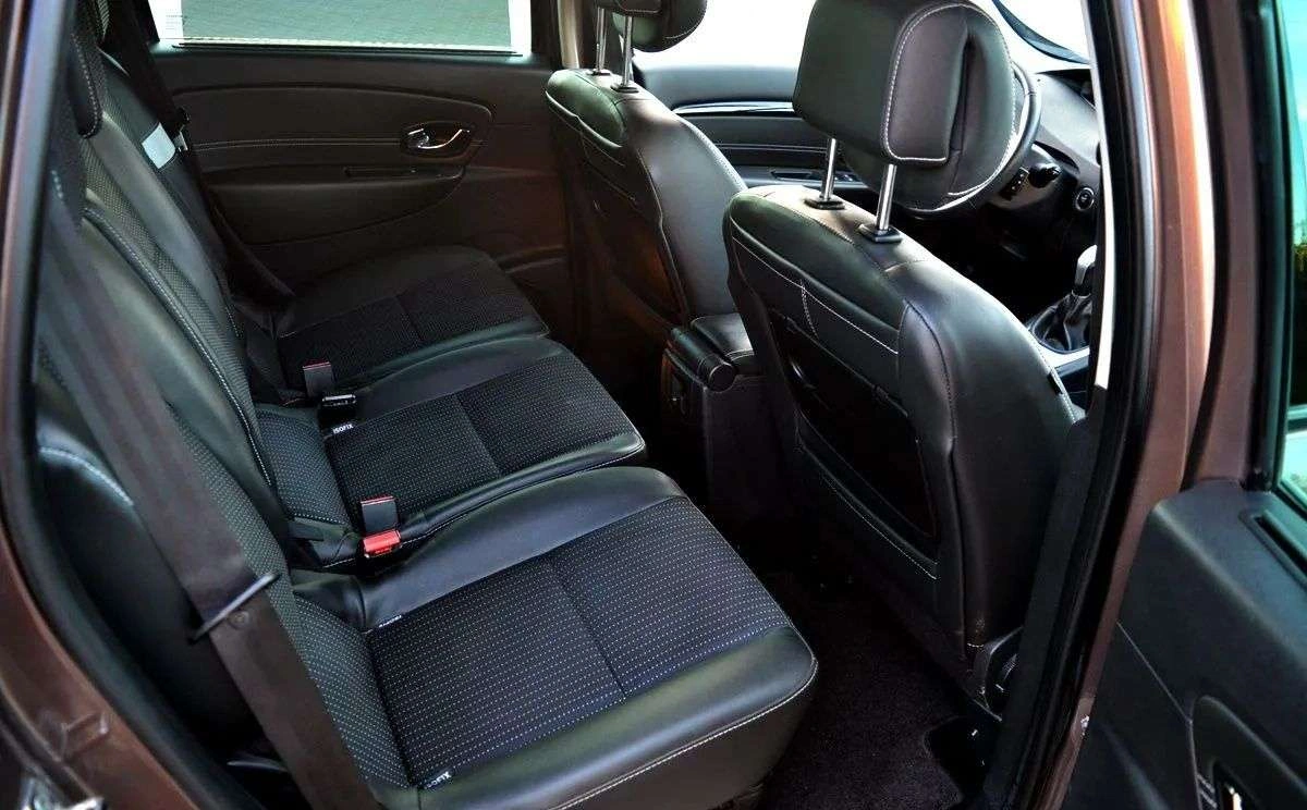 Renault Scenic - Zdjęcie 9