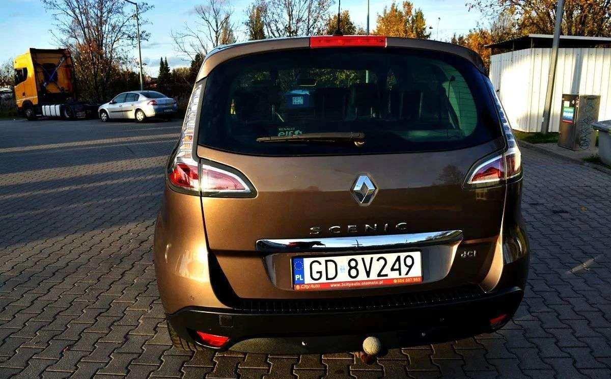 Renault Scenic - Zdjęcie 22