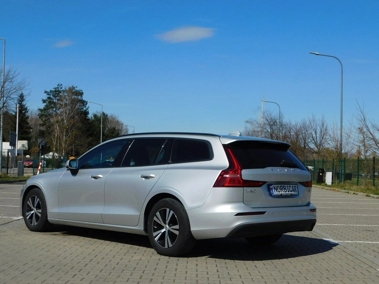 Volvo V60 - Zdjęcie 2