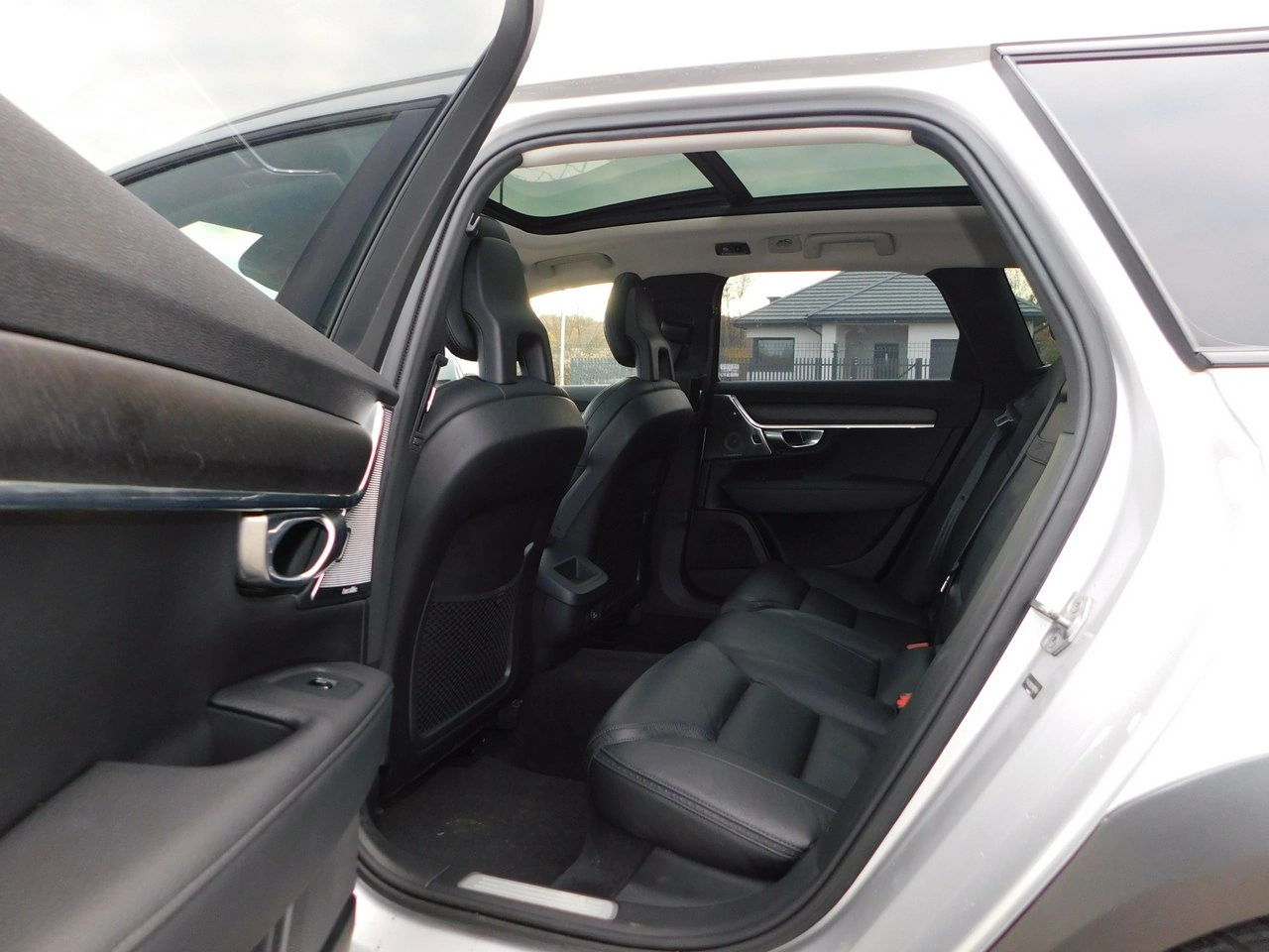 Volvo V90 - Zdjęcie 13