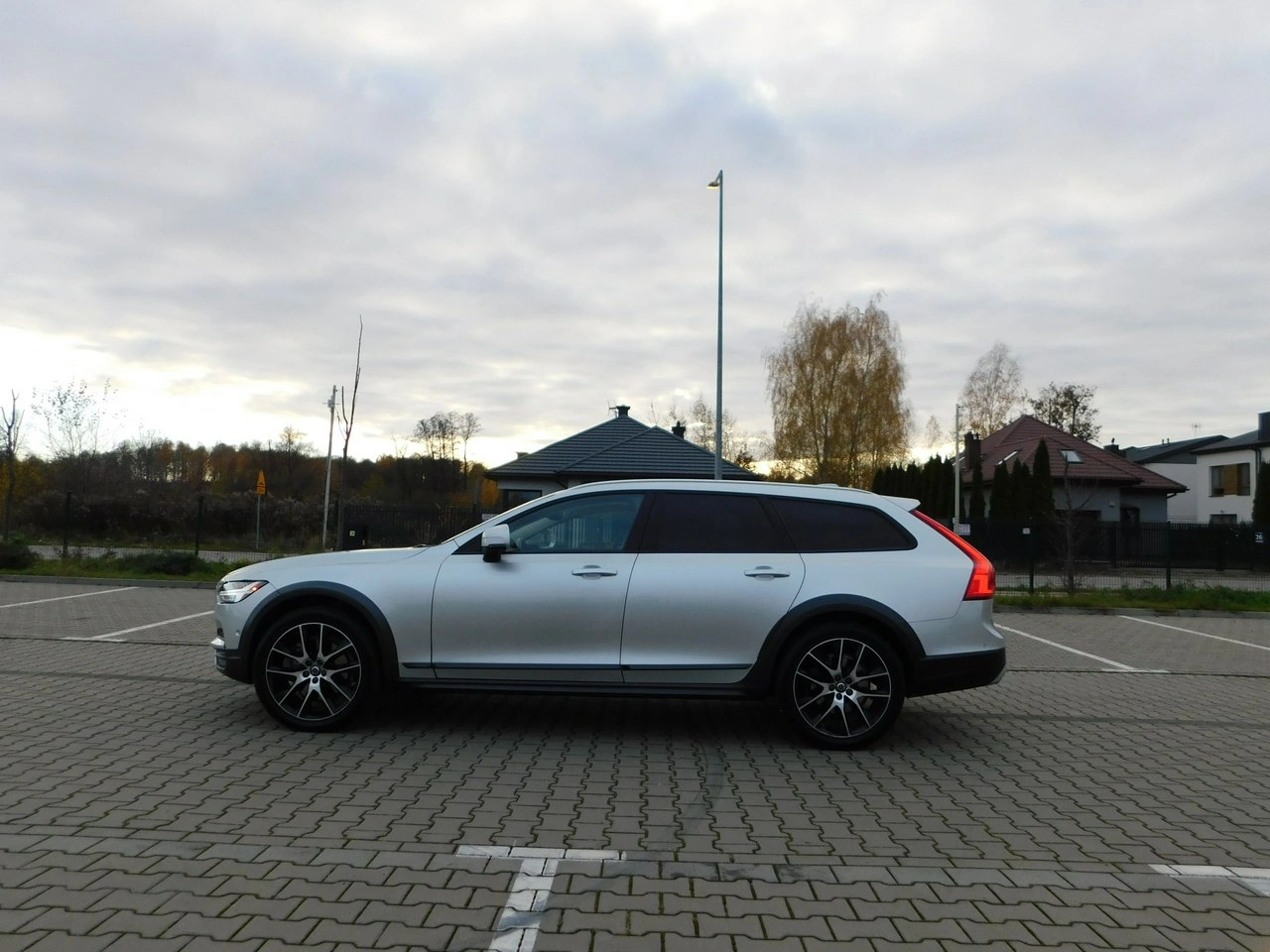 Volvo V90 - Zdjęcie 31