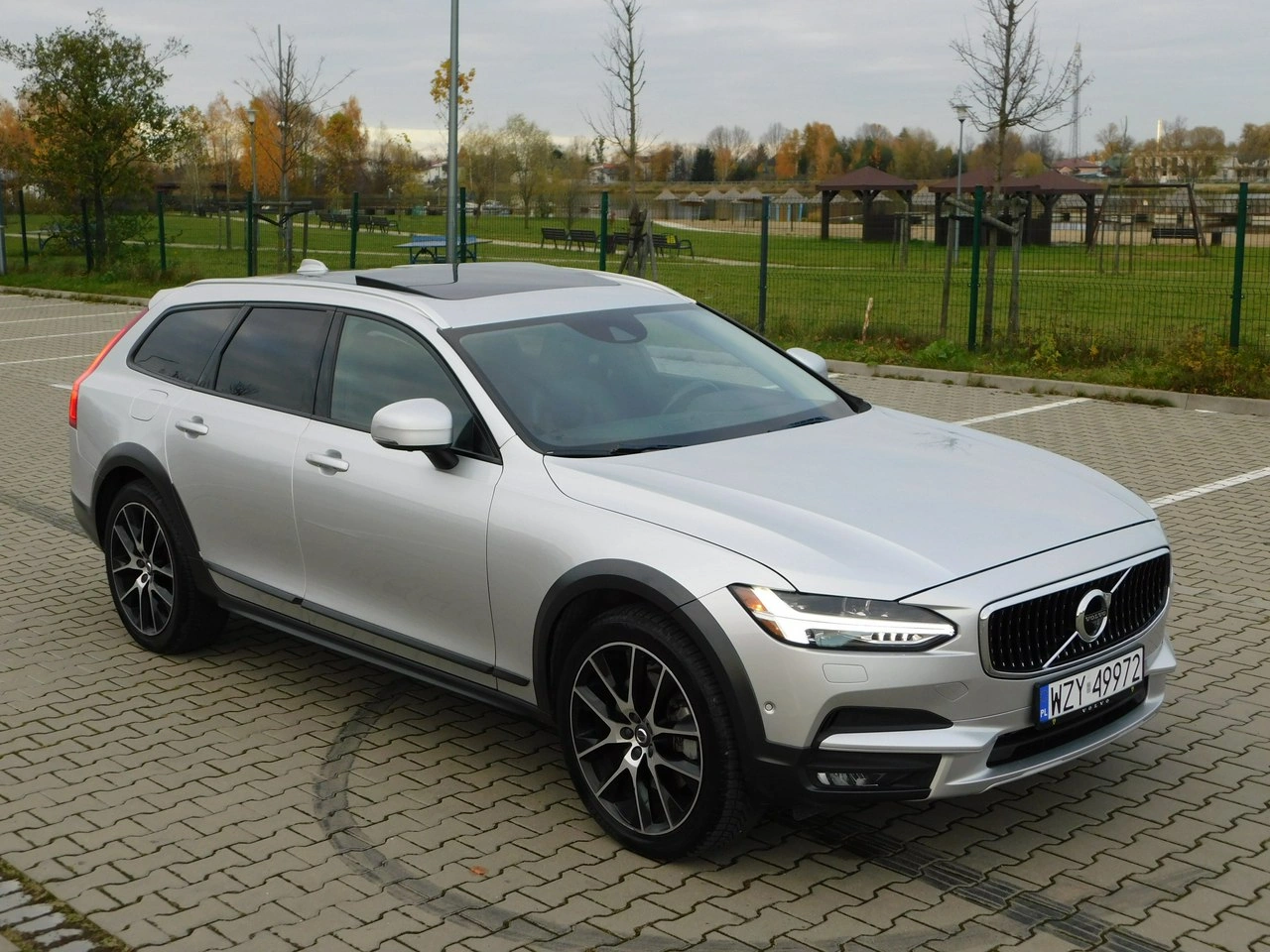 Volvo V90 - Zdjęcie 4