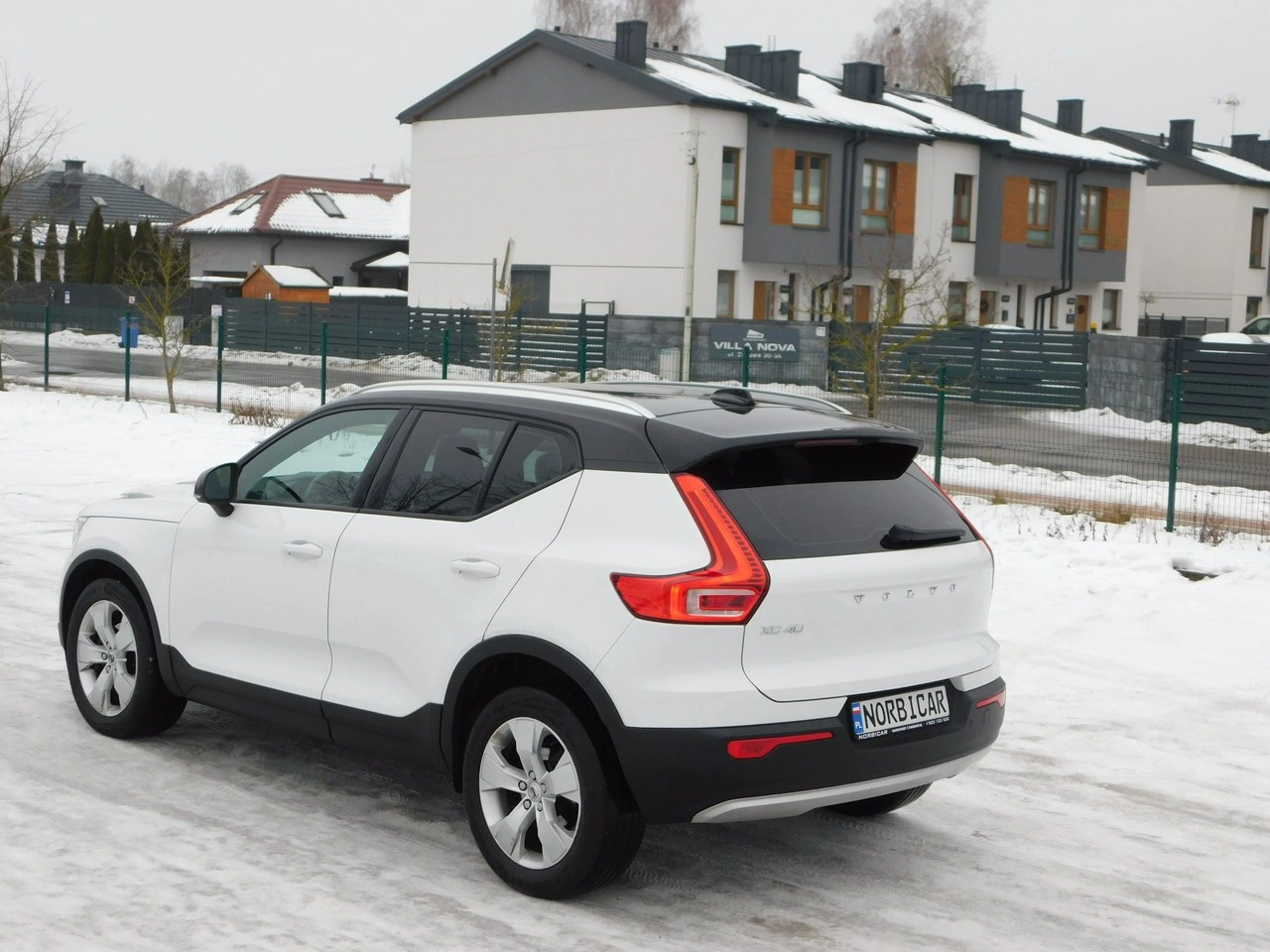 Volvo XC 40 - Zdjęcie 22