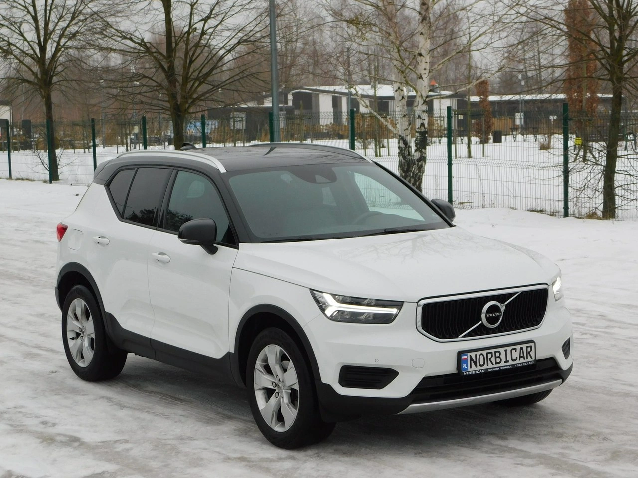 Volvo XC 40 - Zdjęcie 26