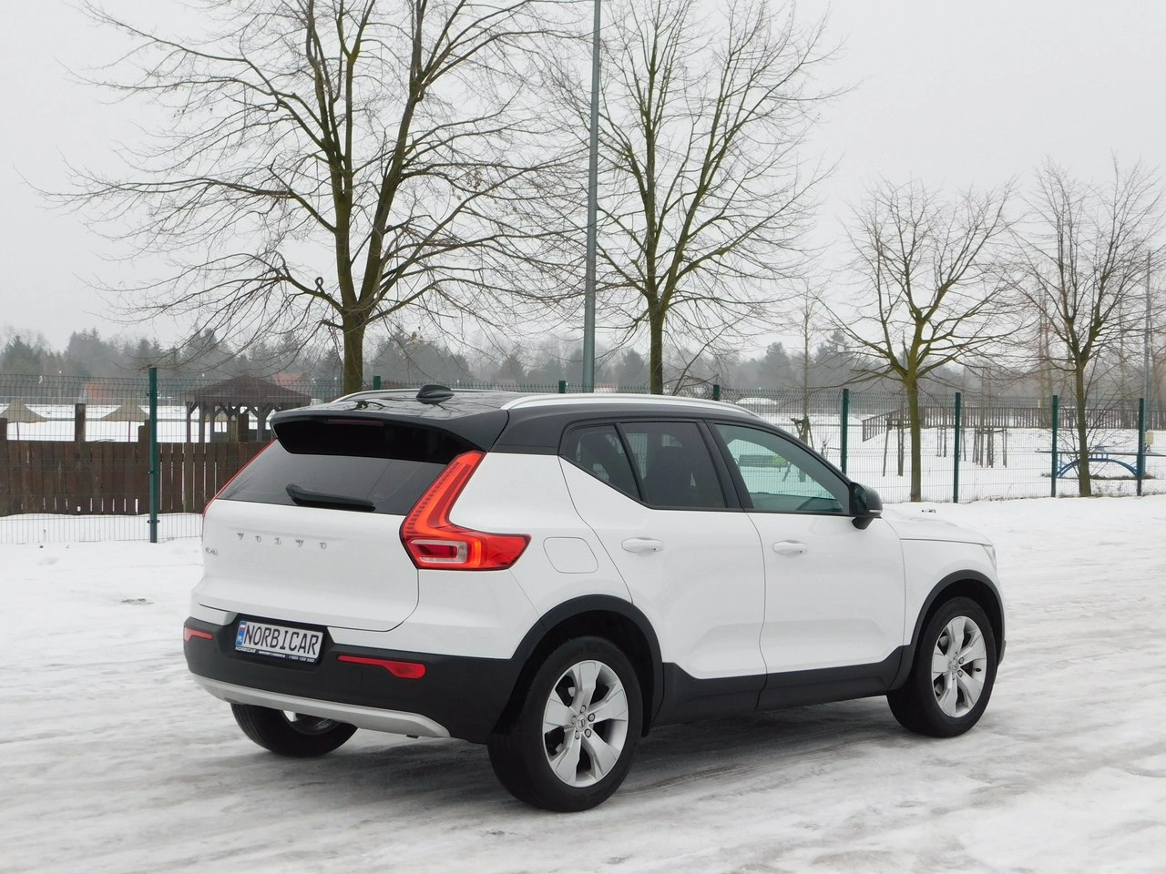 Volvo XC 40 - Zdjęcie 4