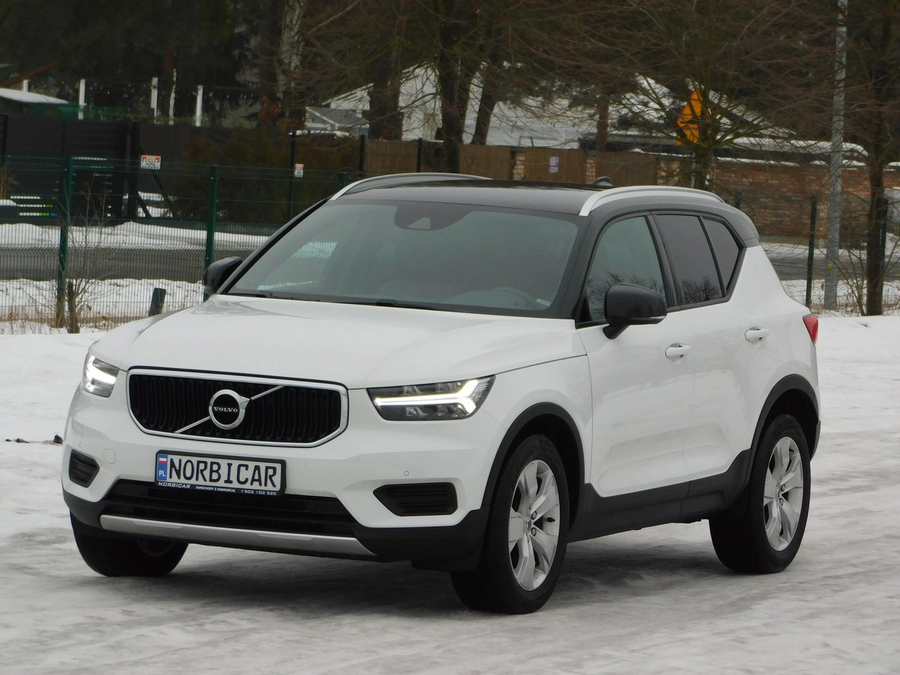 Volvo XC 40 - Zdjęcie 19