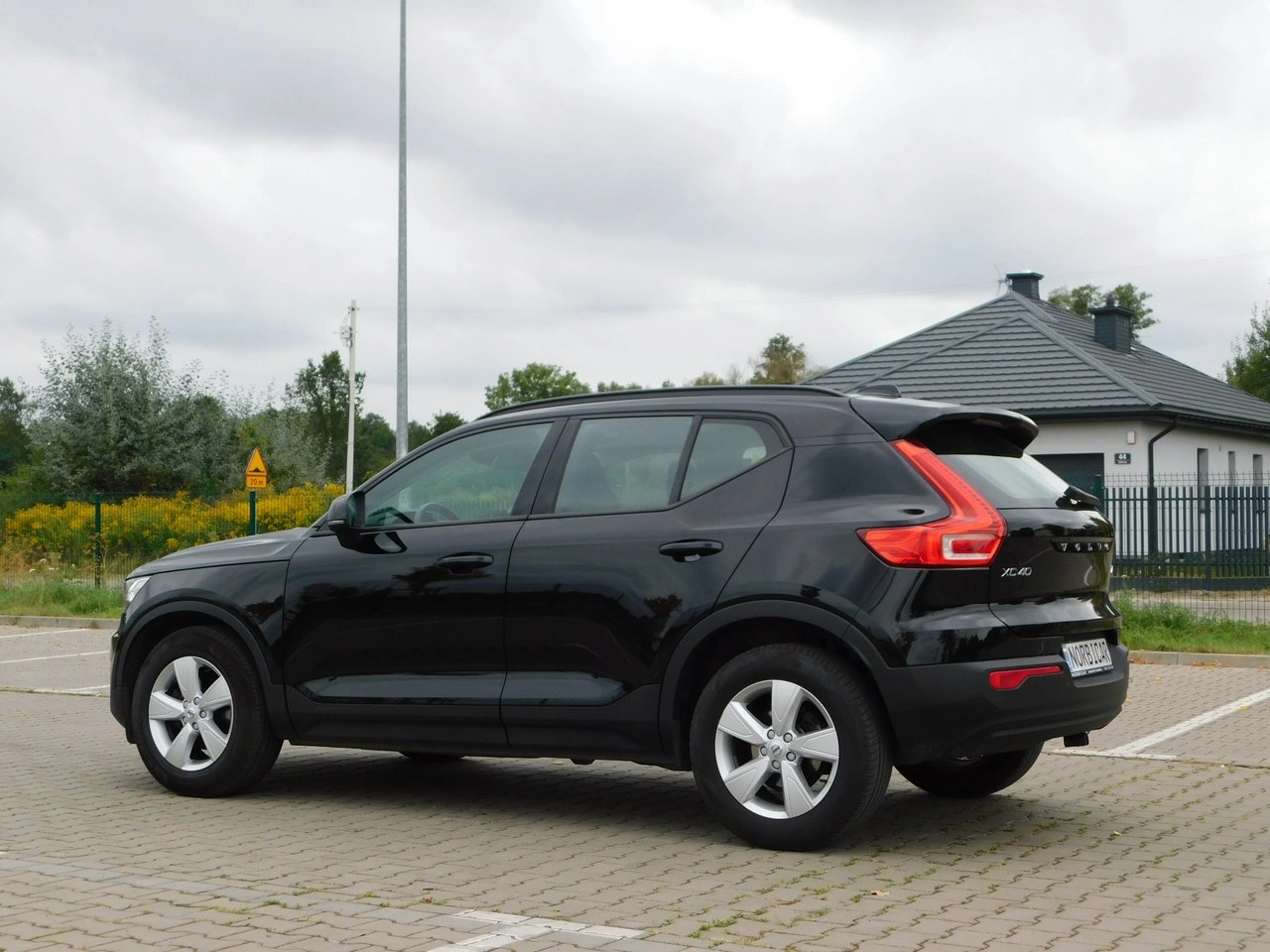 Volvo XC 40 - Zdjęcie 4