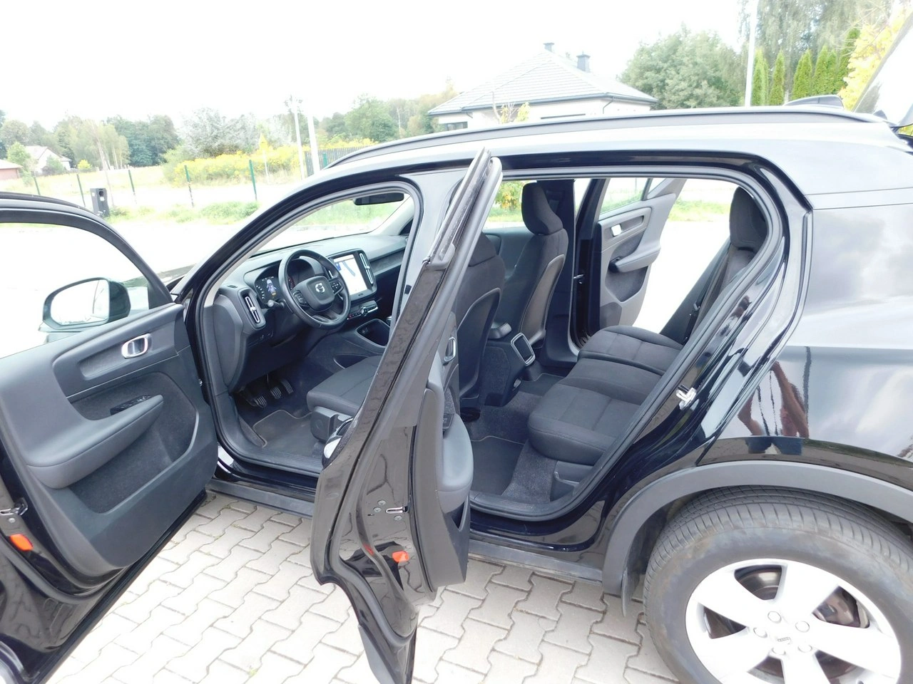 Volvo XC 40 - Zdjęcie 7