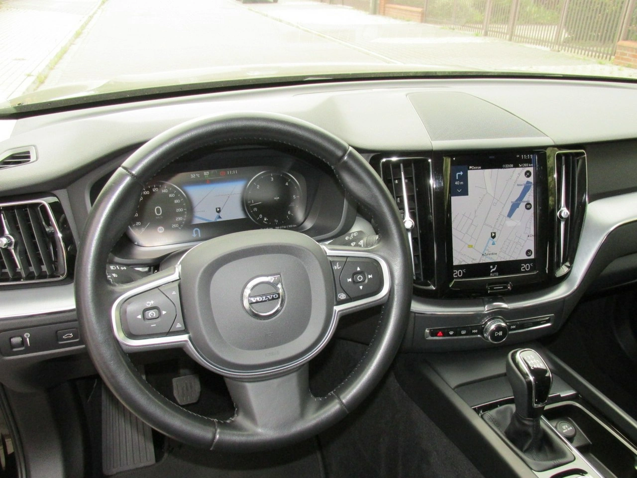 Volvo XC 60 - Zdjęcie 8