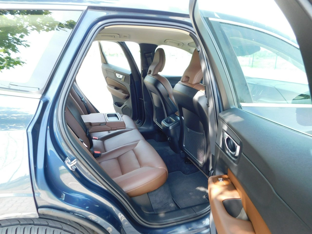 Volvo XC 60 - Zdjęcie 8