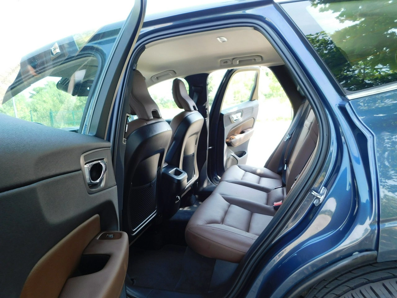 Volvo XC 60 - Zdjęcie 11