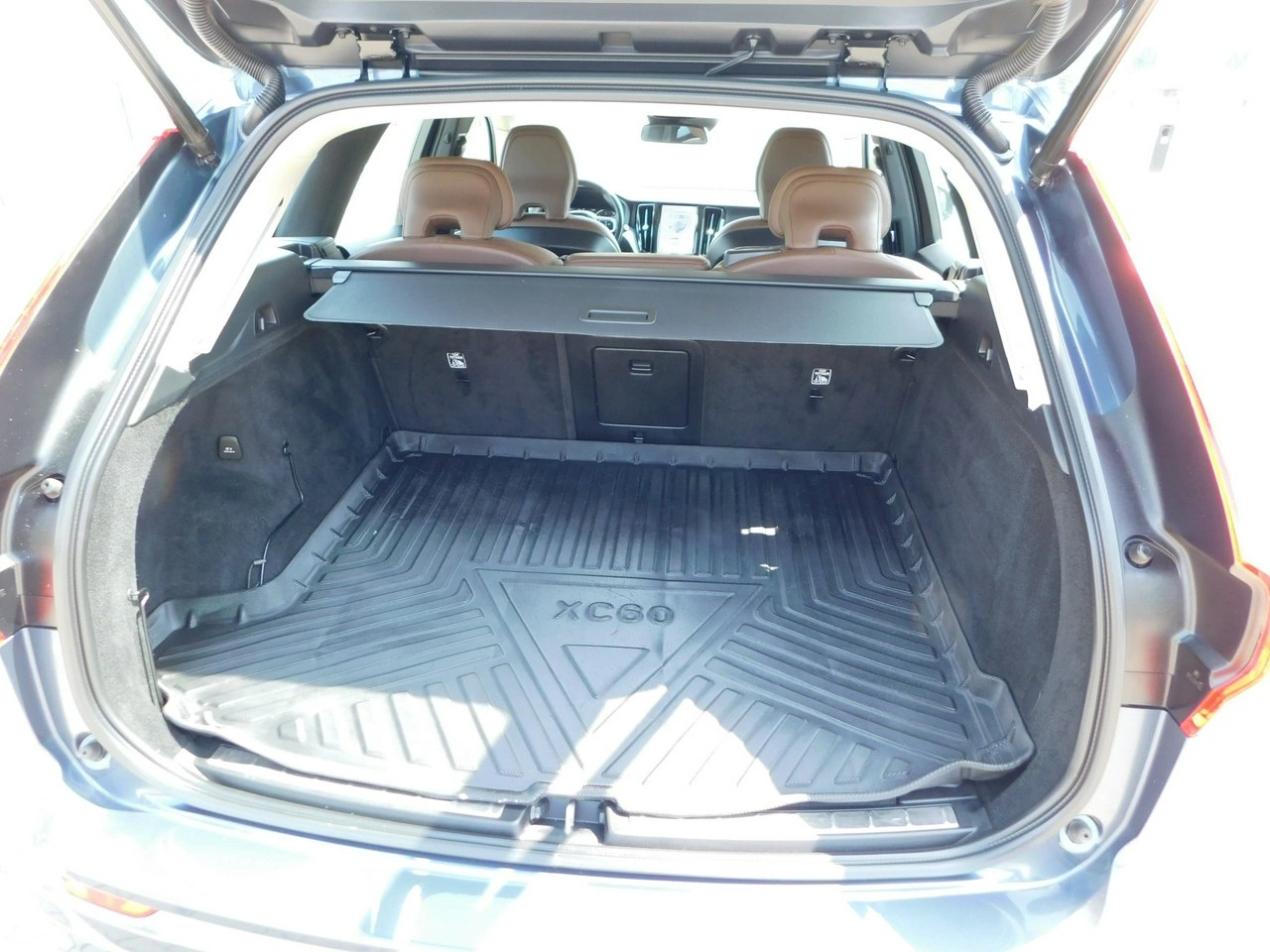 Volvo XC 60 - Zdjęcie 15