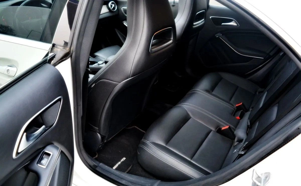 Mercedes-Benz CLA - Zdjęcie 21