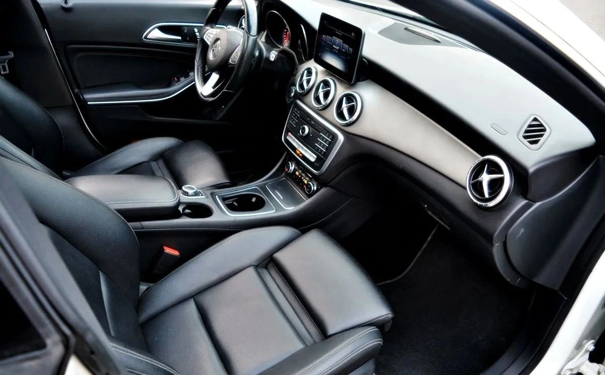 Mercedes-Benz CLA - Zdjęcie 24