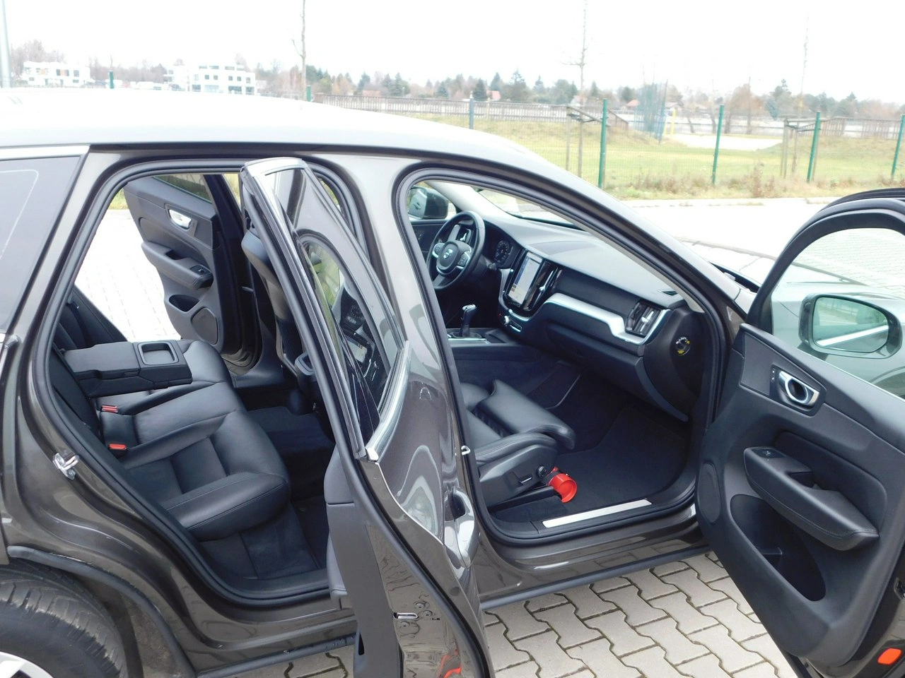 Volvo XC 60 - Zdjęcie 9