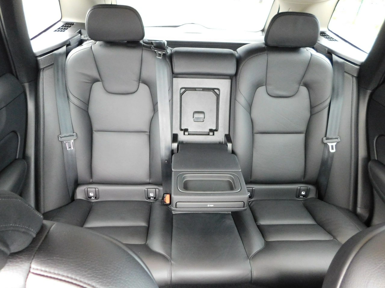 Volvo XC 60 - Zdjęcie 11