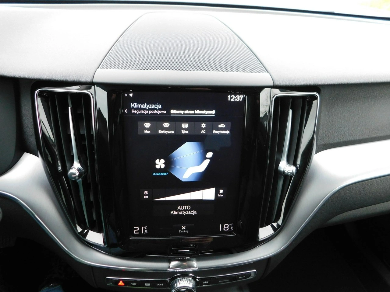 Volvo XC 60 - Zdjęcie 20