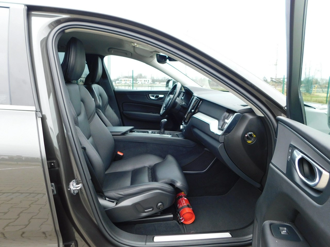 Volvo XC 60 - Zdjęcie 8