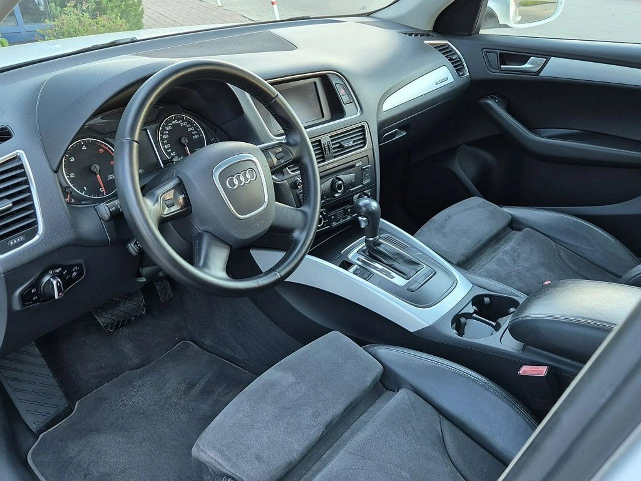 Audi Q5 - Zdjęcie 12